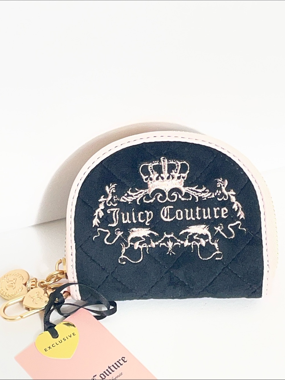 NWT Juicy Couture Exclusive Tale Half Moon Wallet | Licorice & Pink